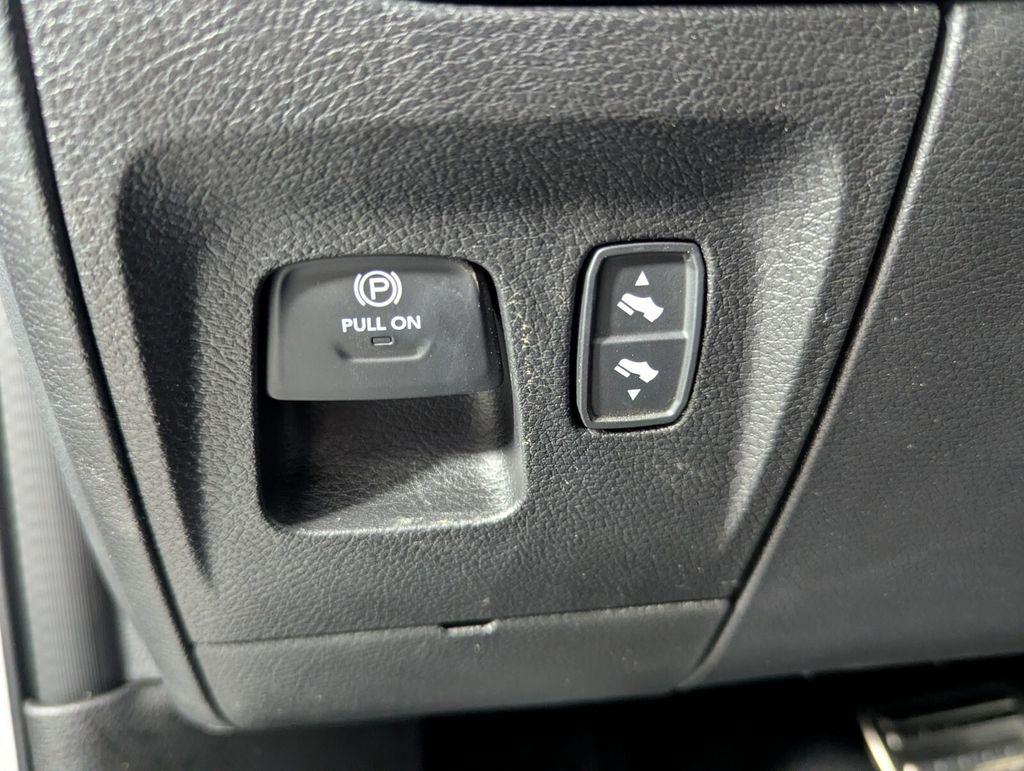2026 RAM 1500 REBEL 缩略图 16