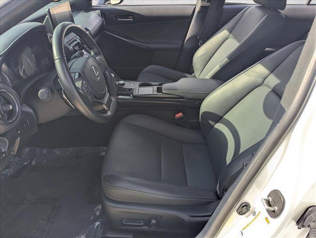 2024 Lexus IS 300 BASE — миниатюра 15