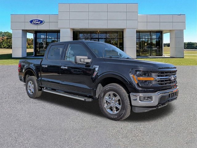 2024 FORD F-150 XLT photo 2