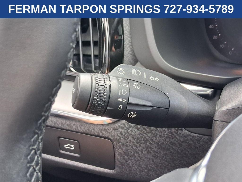صورة مصغرة 33 لـ 2024 Volvo XC60 B5 CORE