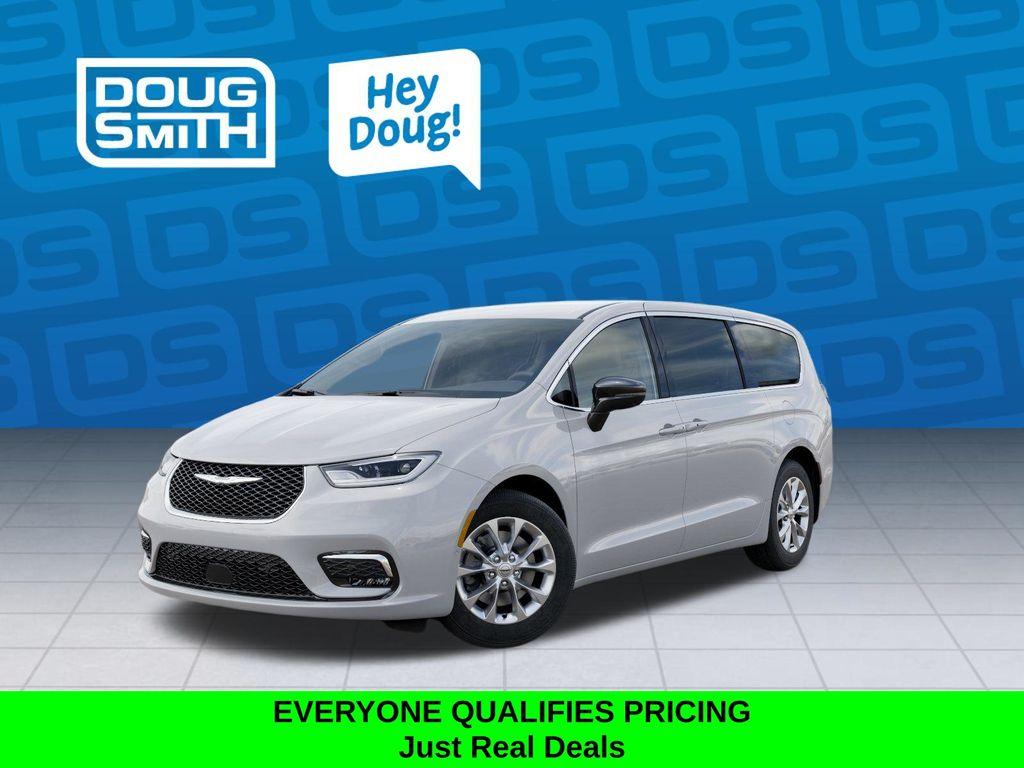 New 2026 Chrysler Pacifica Select
