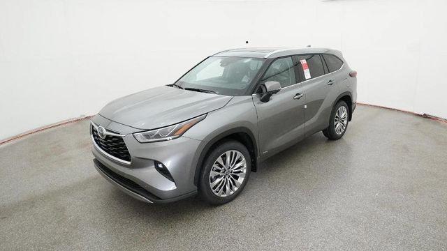 New 2026 Toyota Highlander Hybrid Platinum