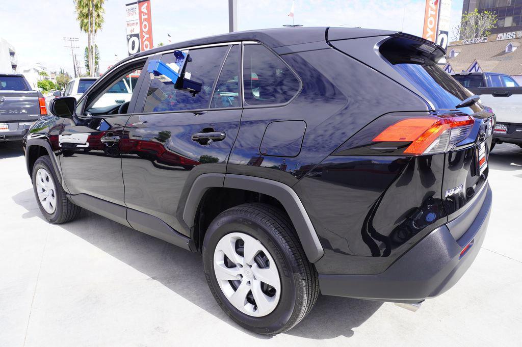 TOYOTA RAV4 - 5