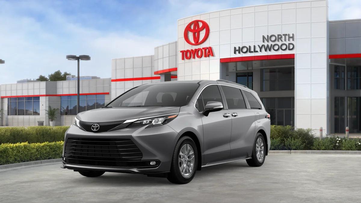 New 2026 Toyota Sienna XLE