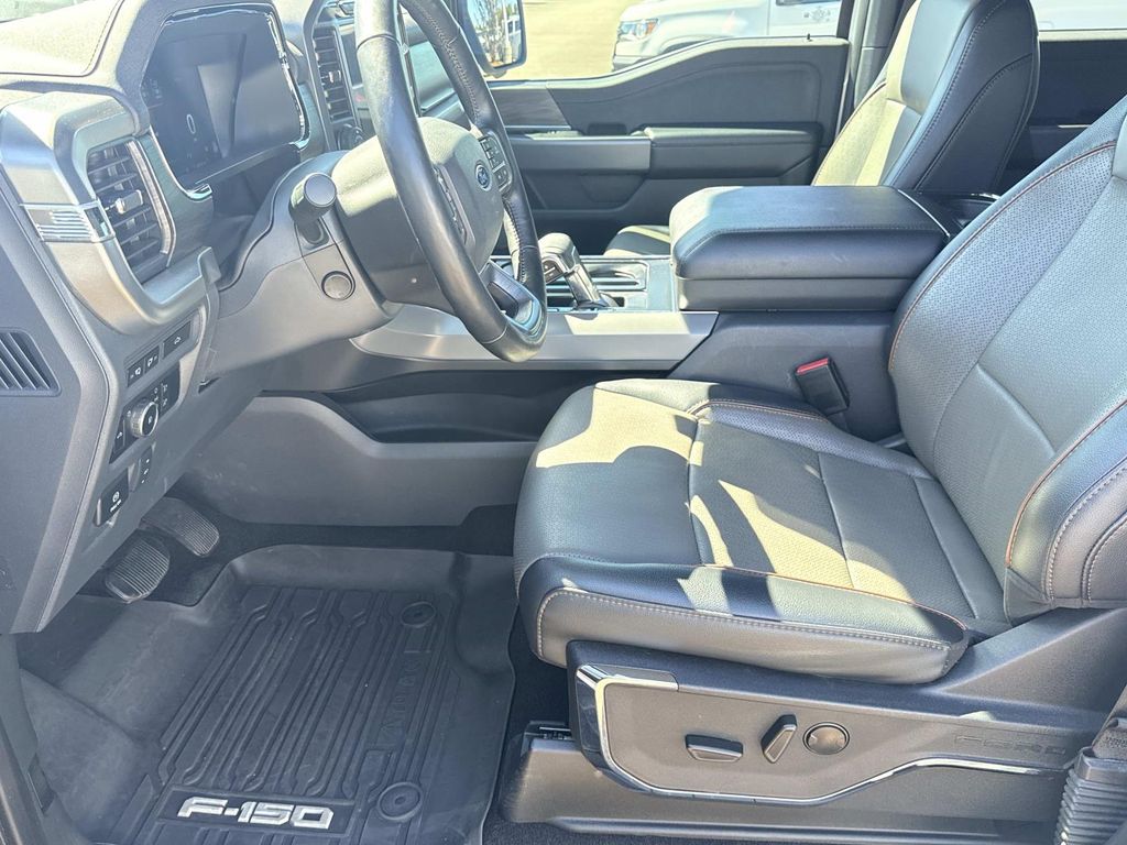 FORD F-150 LARIAT - 9