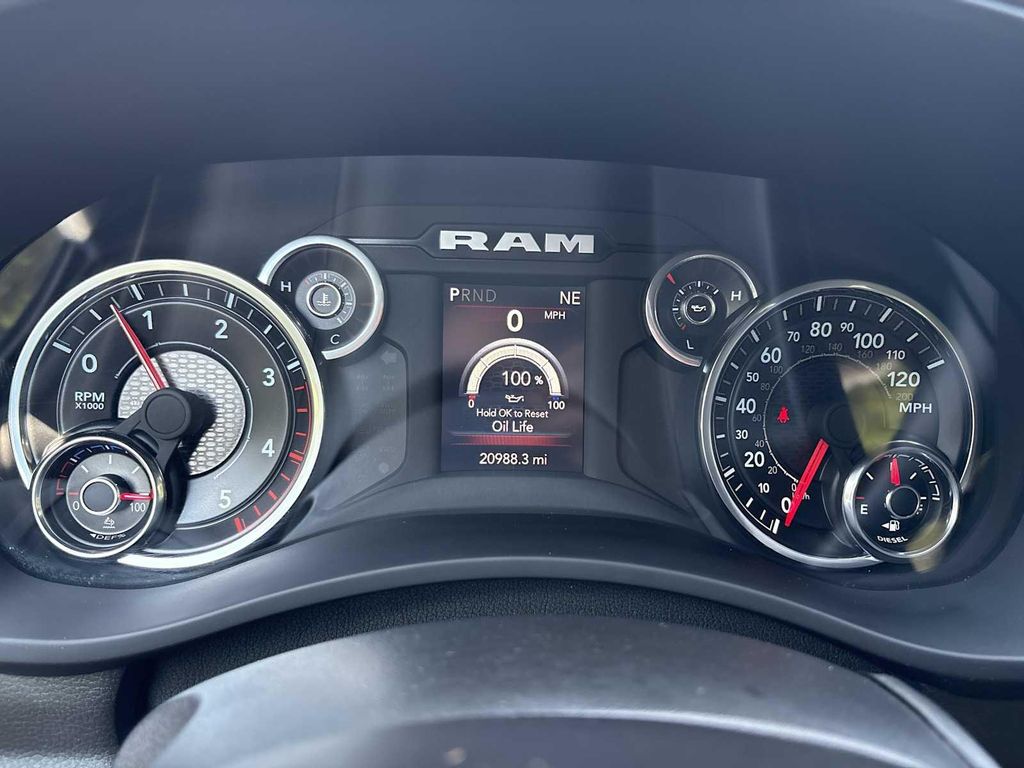 صورة 13 لـ 2024 RAM 2500 TRADESMAN CREW CAB 4X4 6'4' BOX