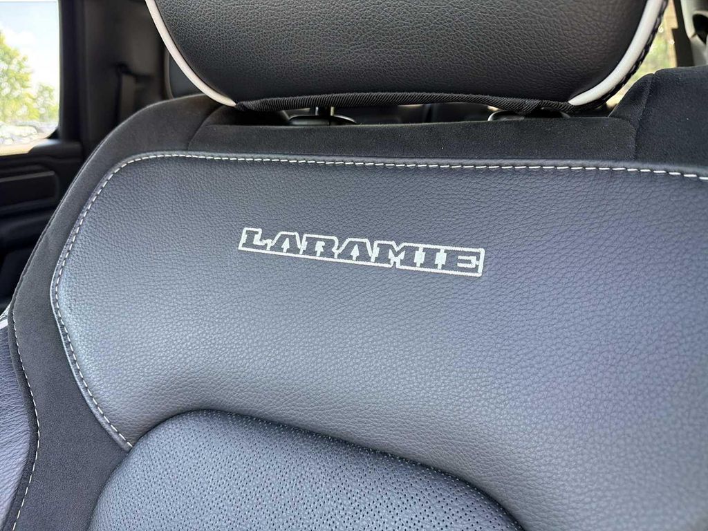 2025 RAM 1500 LARAMIE 缩略图 23
