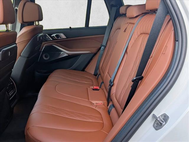 2026 BMW X5 M60I — миниатюра 14