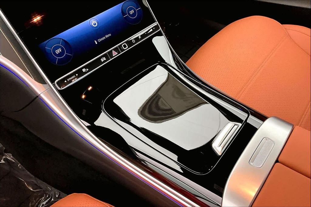 صورة مصغرة 17 لـ 2026 Mercedes-BENZ C-CLASS