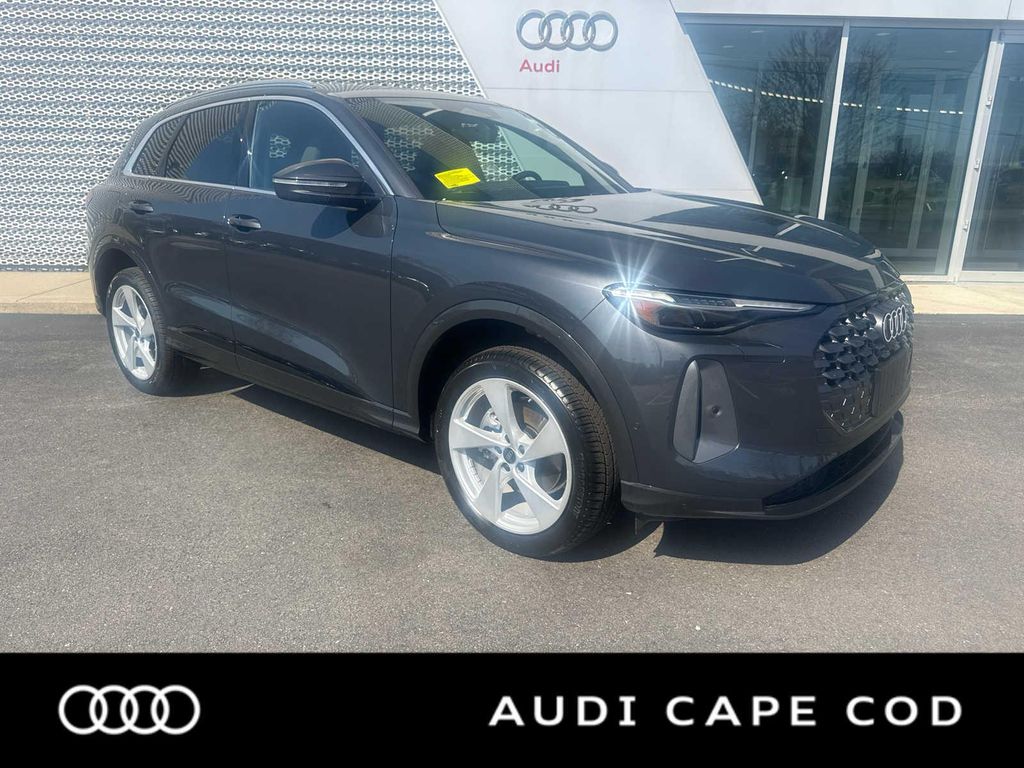 New 2026 Audi Q5 Premium Plus TFSI quattro S tronic