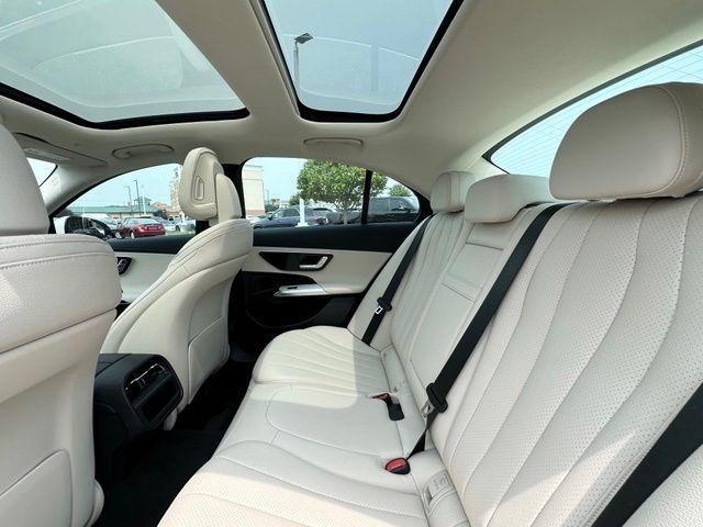 صورة مصغرة 30 لـ 2026 Mercedes-BENZ E-CLASS