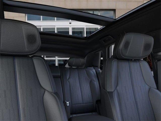 2026 Cadillac LYRIQ PREMIUM SPORT — миниатюра 24
