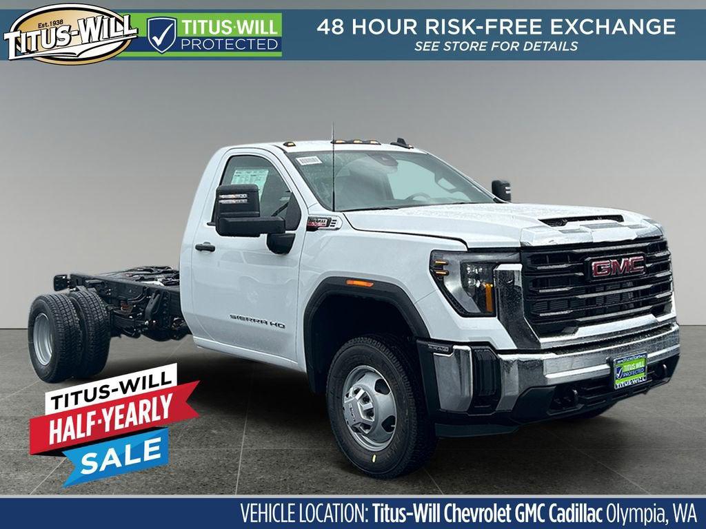 New 2026 GMC Sierra 3500 Base