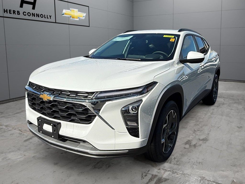 New 2026 Chevrolet Trax LT