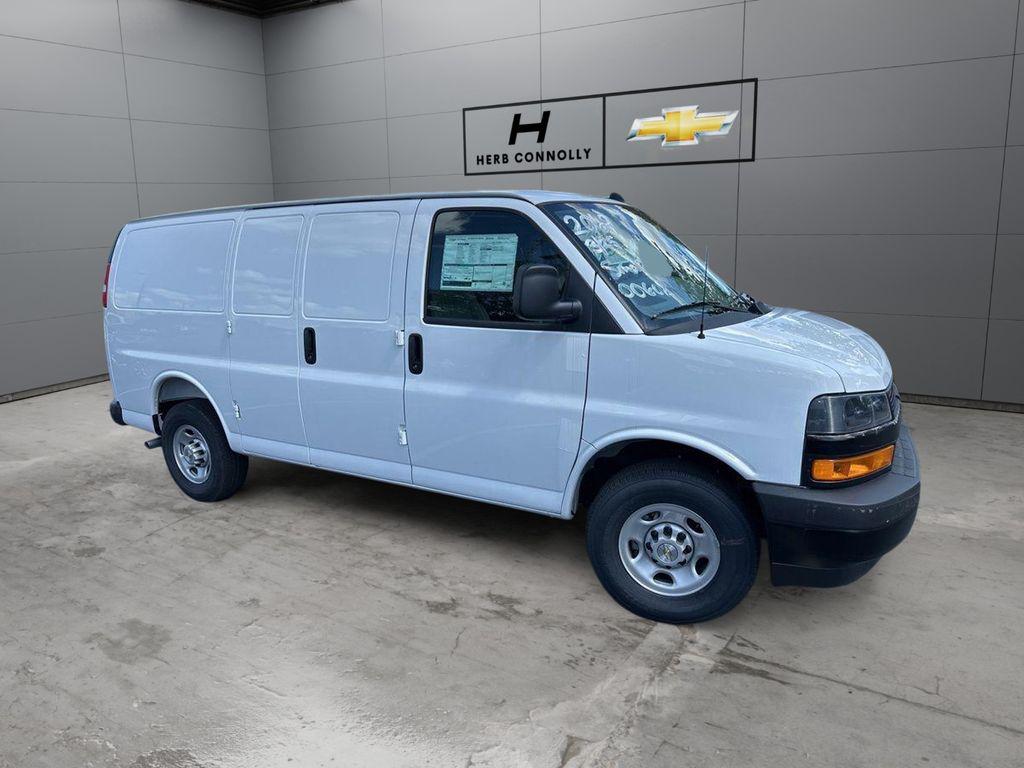 New 2025 Chevrolet Express 2500 Work Van