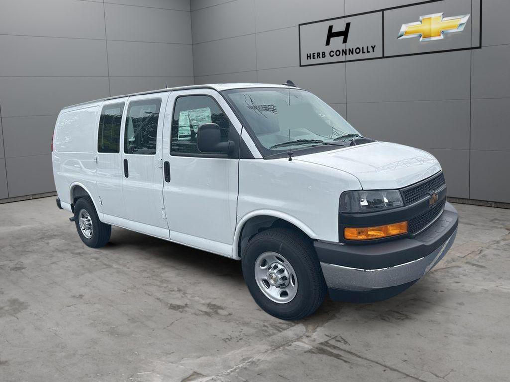 New 2025 Chevrolet Express 2500 Work Van