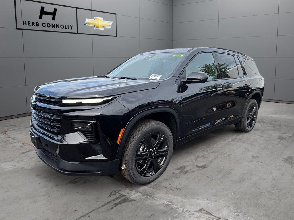 New 2027 Chevrolet Traverse LT