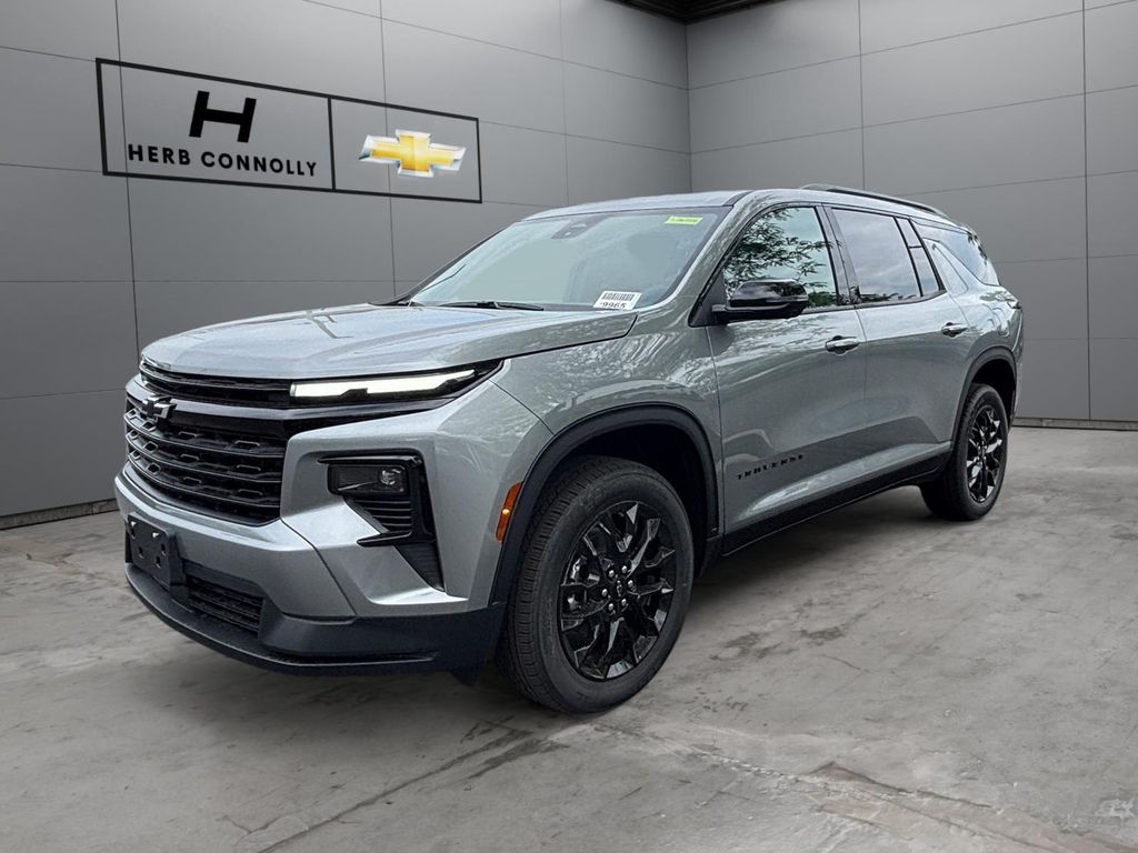 New 2026 Chevrolet Traverse LT