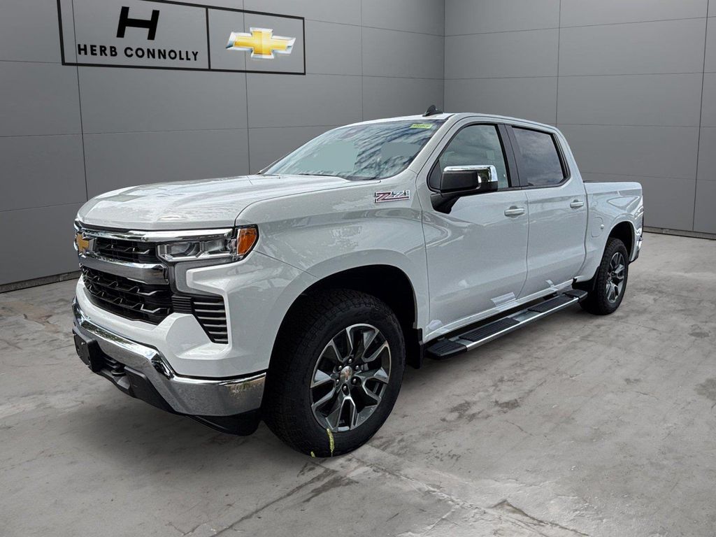 New 2026 Chevrolet Silverado 1500 LT
