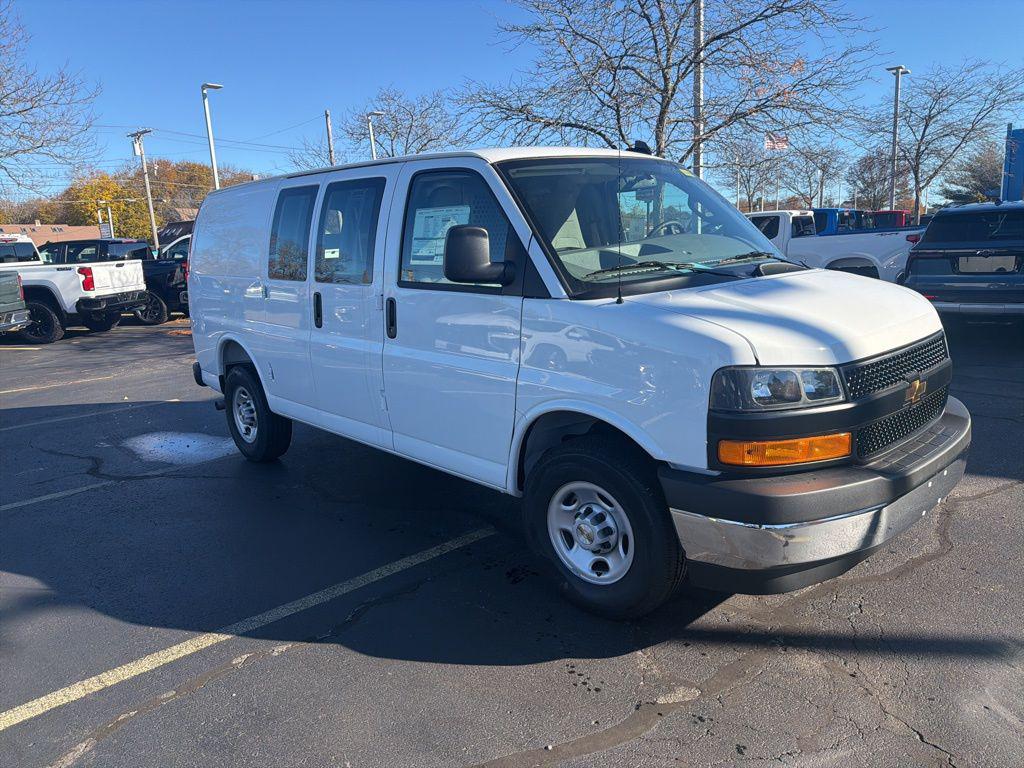 New 2025 Chevrolet Express 2500 RWD 2500 Regular Wheelbase WT