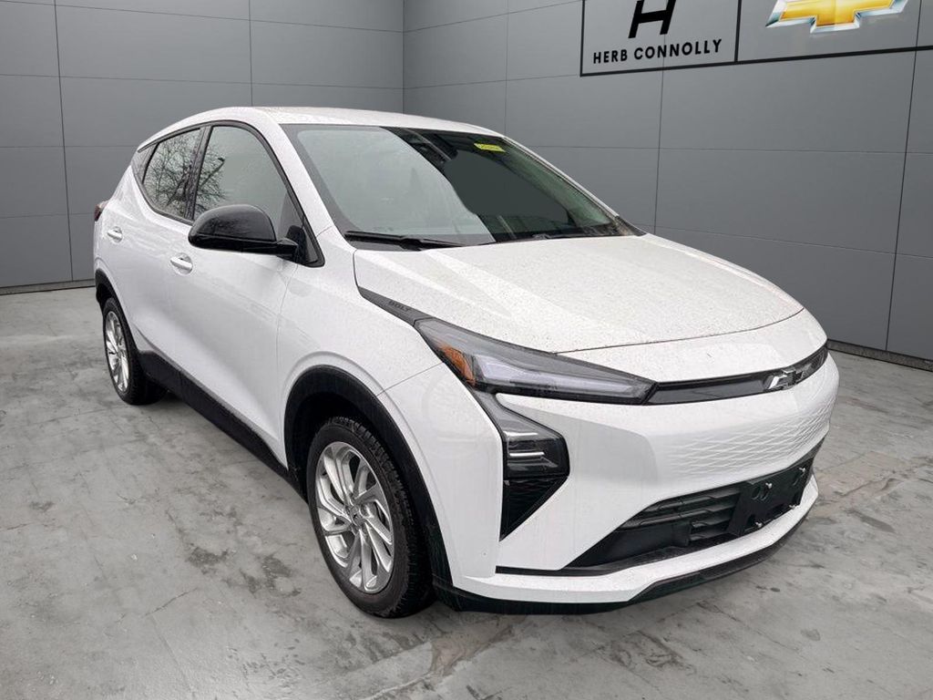 New 2027 Chevrolet Bolt LT FWD