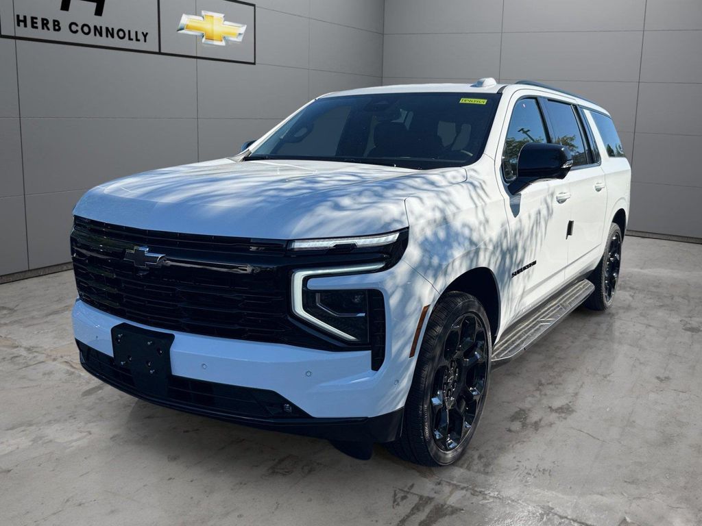 New 2026 Chevrolet Suburban RST