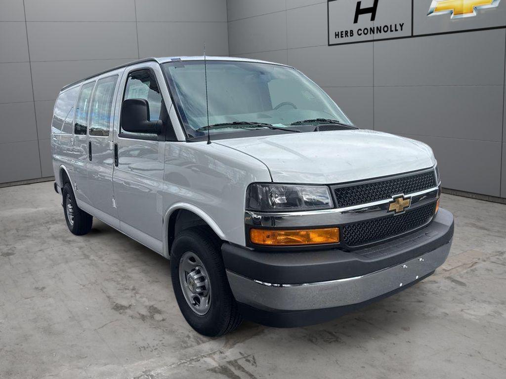 New 2026 Chevrolet Express 2500 2500 Regular Wheelbase, WT, RWD
