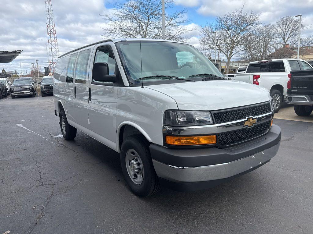 New 2026 Chevrolet Express 2500 2500 Regular Wheelbase, WT, RWD