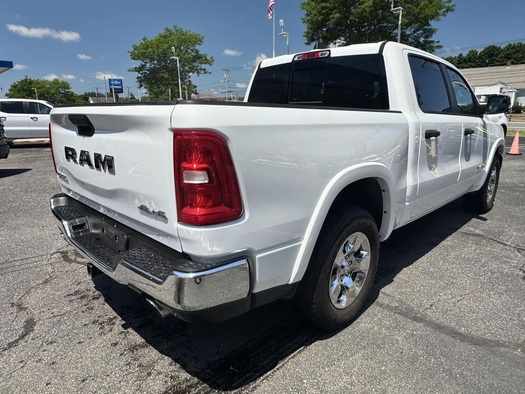 صورة 7 لـ 2025 RAM 1500 BIG HORN/LONE STAR
