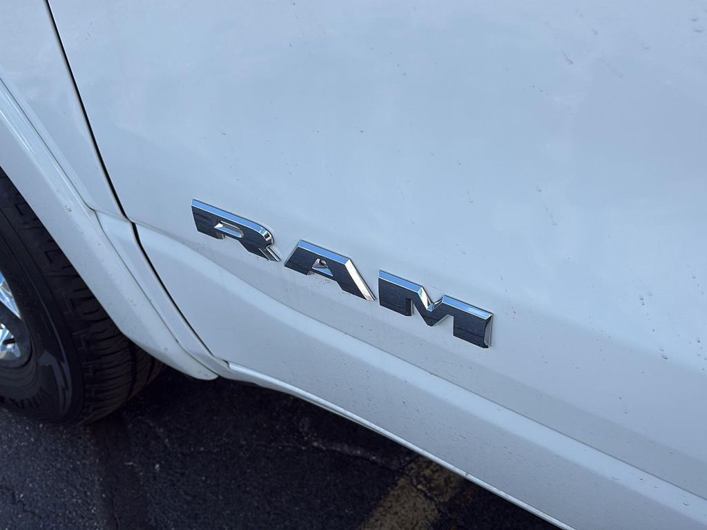 2025 RAM 1500 BIG HORN/LONE STAR — миниатюра 22