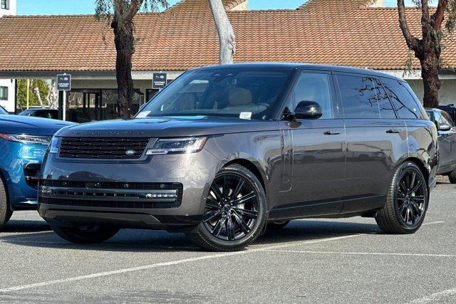 New 2026 Land Rover Range Rover P400 SE 7 Seat