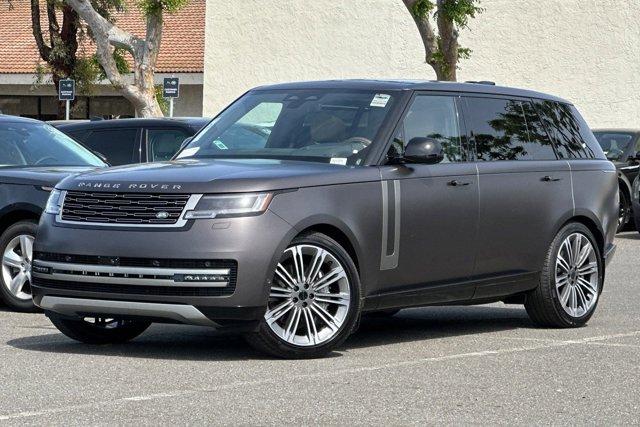 New 2026 Land Rover Range Rover P530 SE 7 Seat