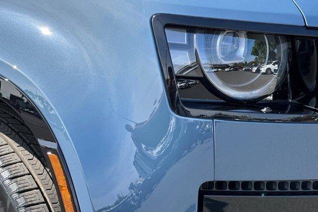 صورة 7 لـ 2026 LAND Rover DEFENDER P400 X-DYNAMIC SE