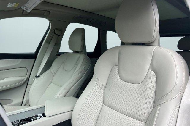 2025 Volvo XC60 B5 ULTRA 缩略图 23