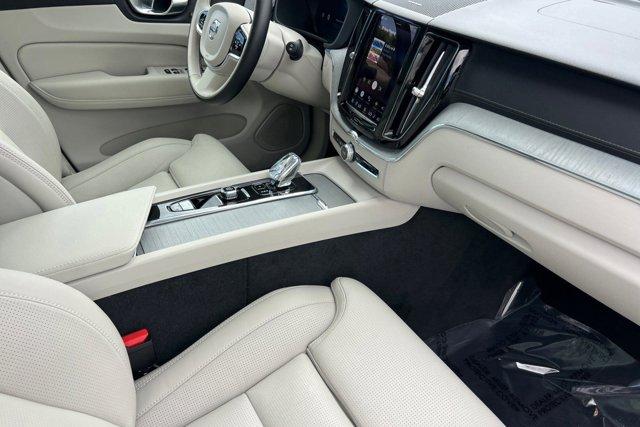 2025 Volvo XC60 B5 ULTRA 缩略图 33