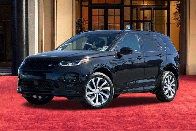 New 2025 Land Rover Discovery Sport Dynamic SE