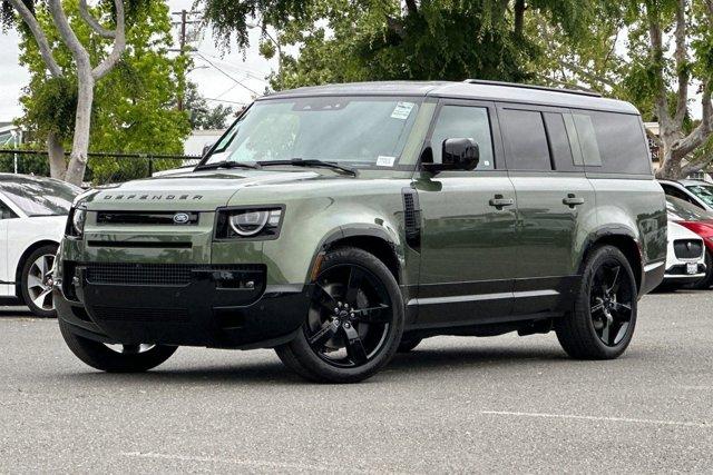 New 2026 Land Rover Defender P400 X-Dynamic SE