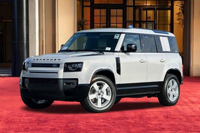 New 2026 Land Rover Defender P400 X-Dynamic SE