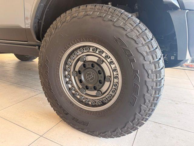 FORD BRONCO - 6