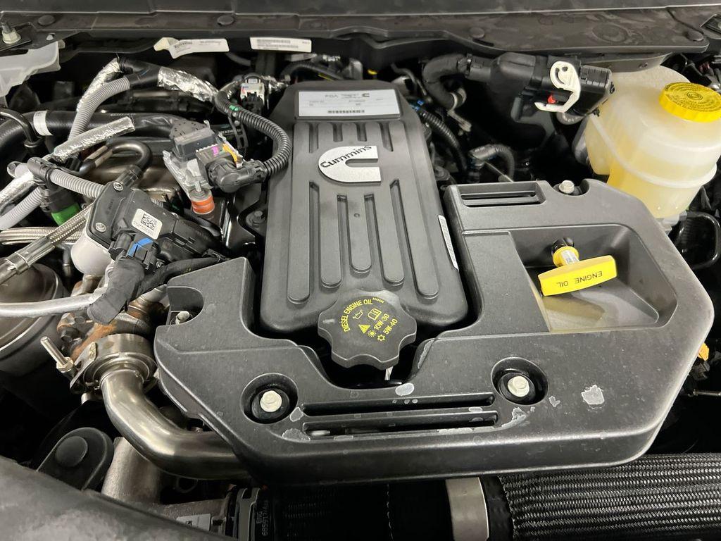 2026 RAM 2500 LIMITED — миниатюра 26