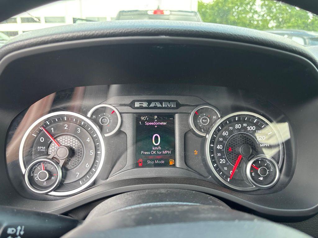 2026 RAM 1500 EXPRESS — миниатюра 7