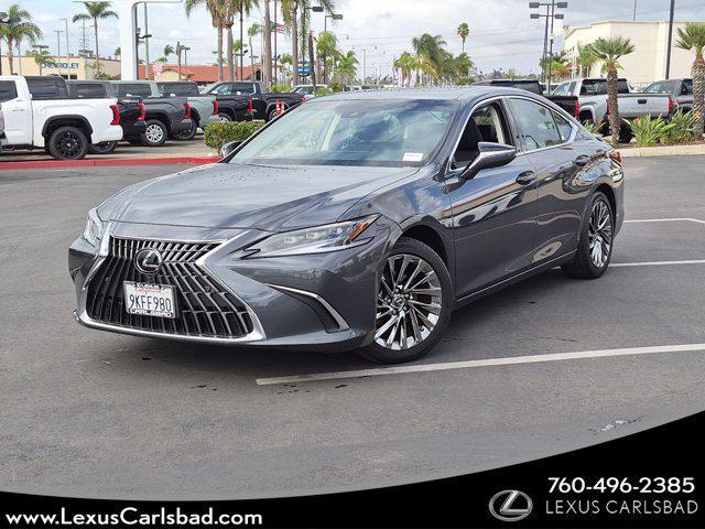 2024 Lexus ES 300h Luxury