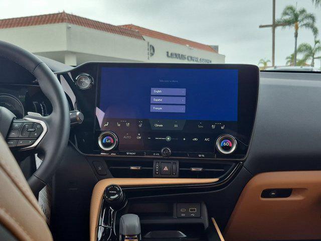 2026 Lexus NX 450H+ PREMIUM 照片 17