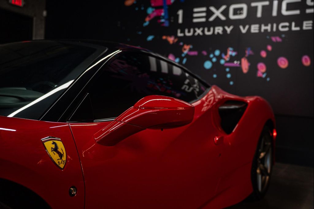 2020 Ferrari F8 TRIBUTO BASE — миниатюра 14