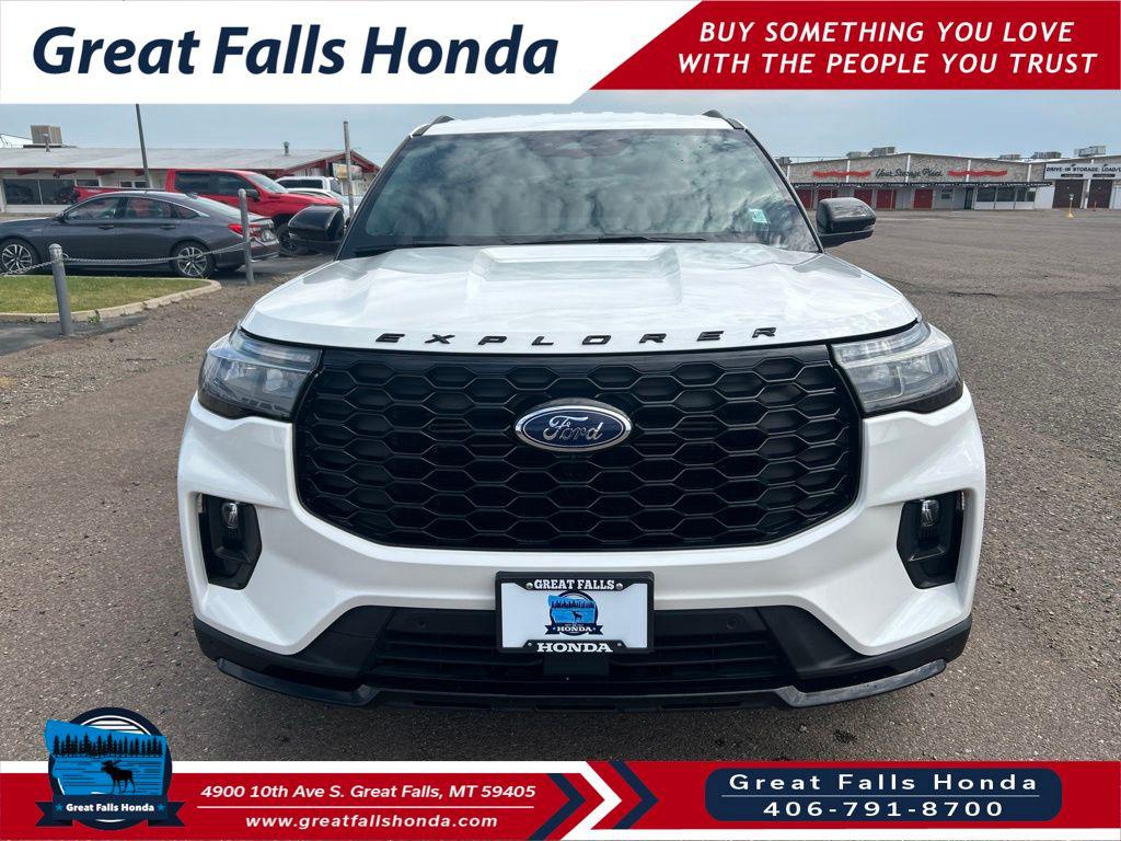 2025 FORD EXPLORER ST-LINE photo 2