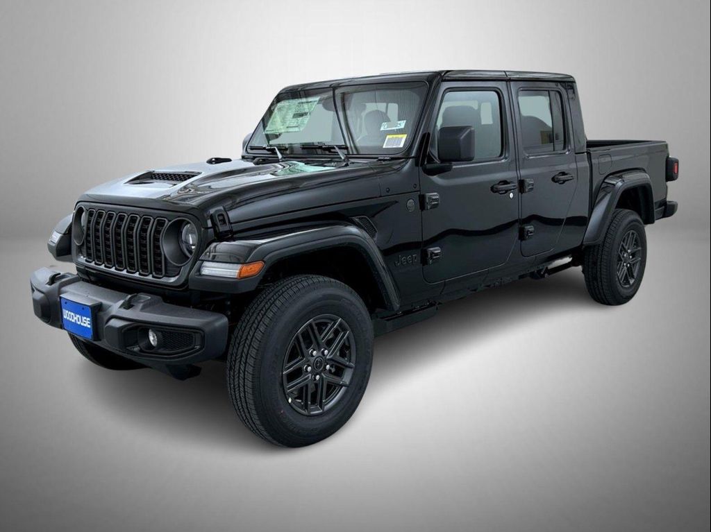 New 2026 Jeep Gladiator Sport S