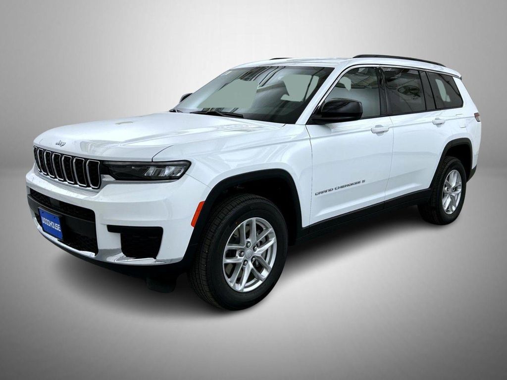 New 2026 Jeep Grand Cherokee L Altitude