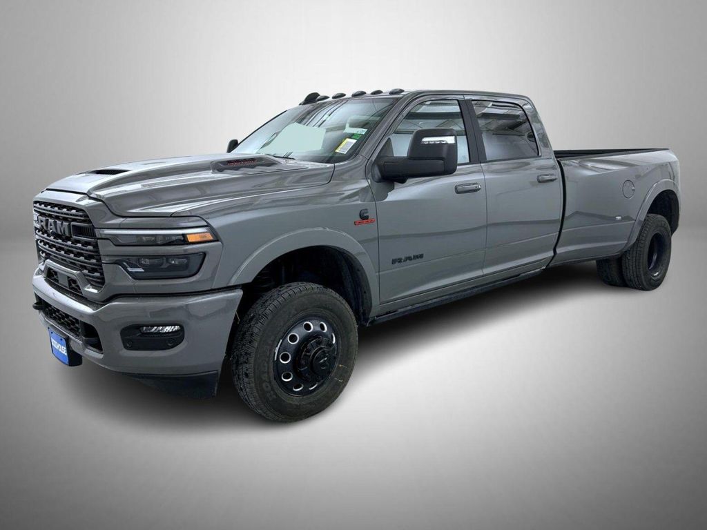 New 2026 RAM 3500 Limited Crew Cab 4x4 8' Box