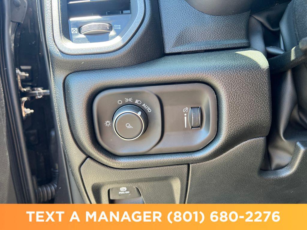 صورة مصغرة 30 لـ 2026 RAM 1500 TRADESMAN
