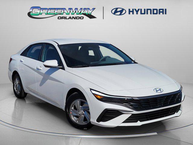 New 2026 Hyundai ELANTRA SE